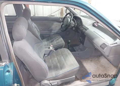 1994 Ford Escort Gt z USA, uszkodzony, nr VIN 1FARP1283RW269525